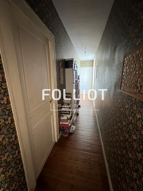 Maison - 163 m² - 8 pièces