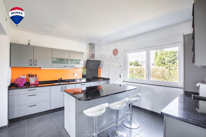 Maison - 127 m² - 5 pièces