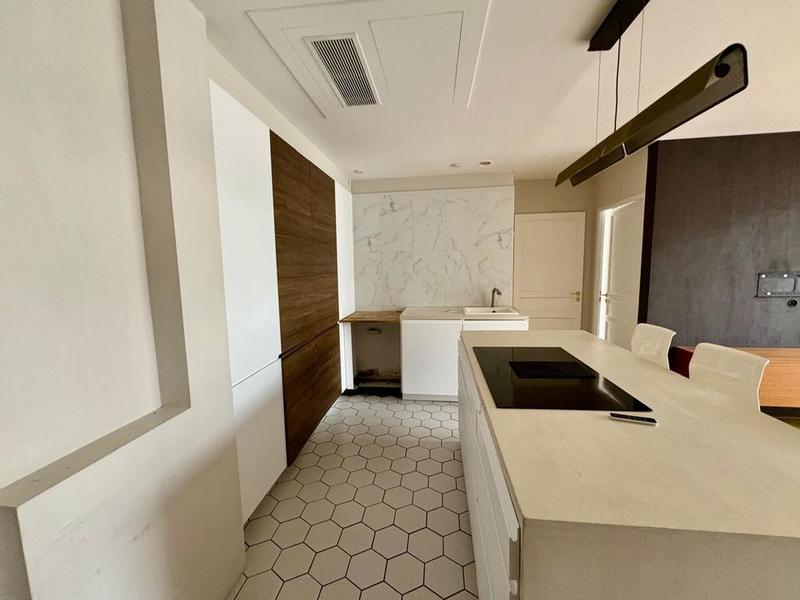 Appartement - 76 m² - 2 pièces