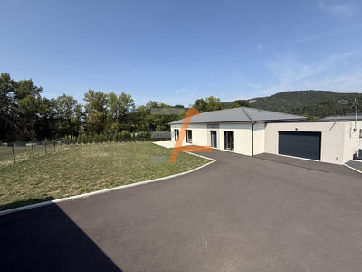 Villa - 141 m² - 5 pièces