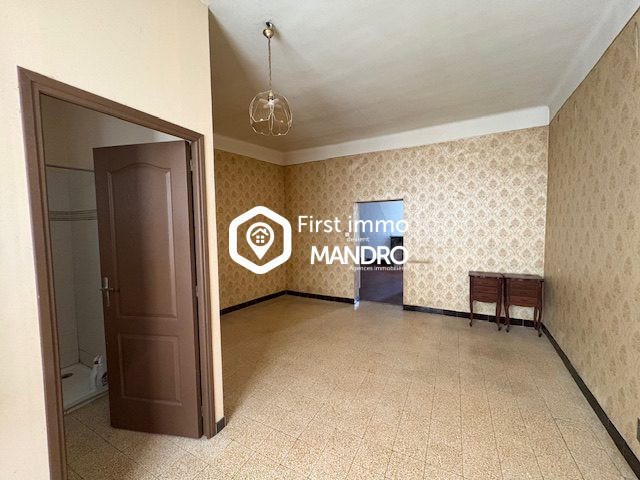 Maison ancienne - 220 m² - 7 pièces