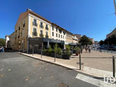 Local commercial - 300 m²