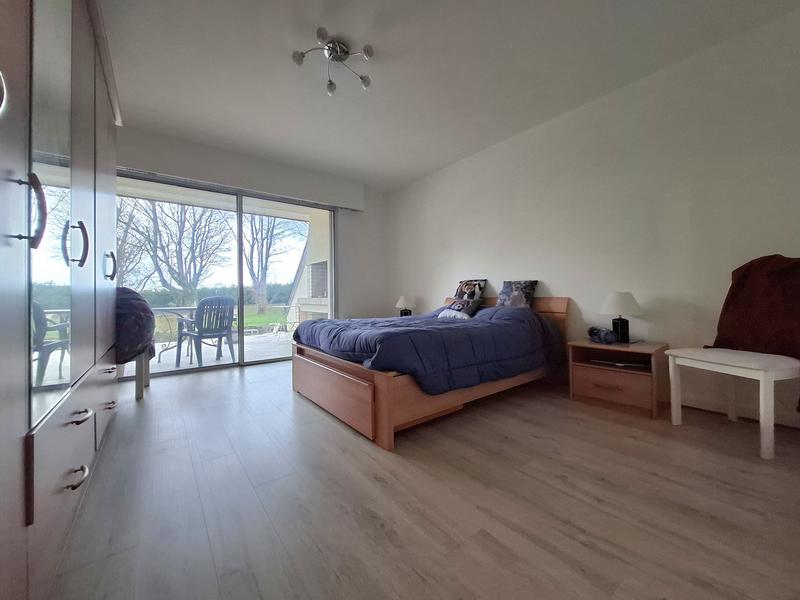 Maison - 279 m² - 9 pièces