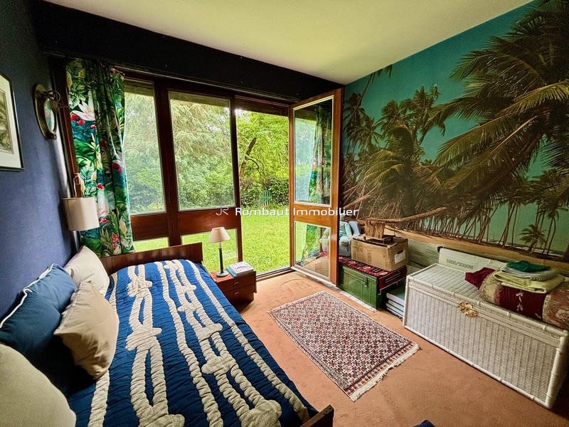 Appartement - 129 m² - 7 pièces