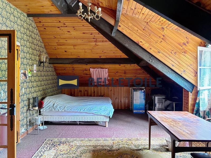 Pavillon - 238 m² - 6 pièces