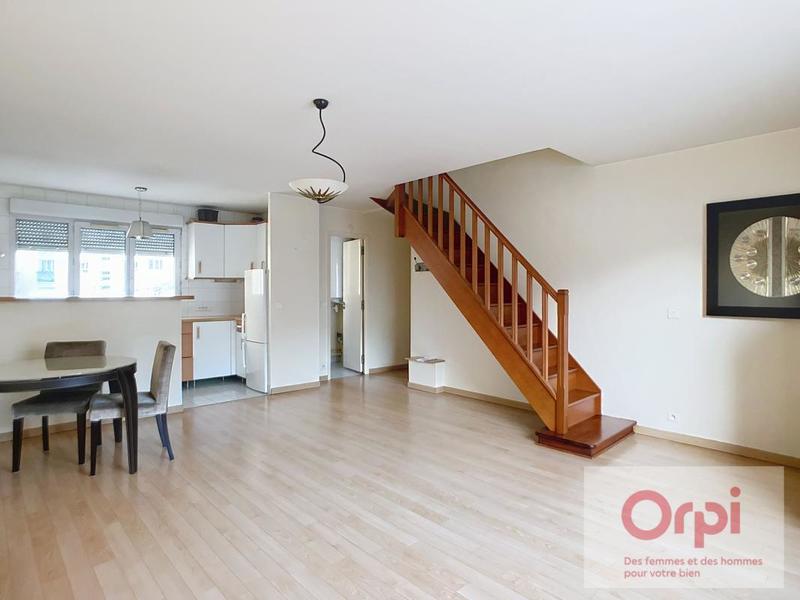 Duplex - 67 m² - 3 pièces