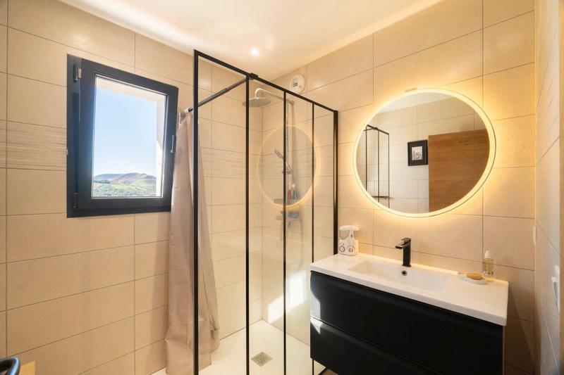 Maison - 121 m² - 4 pièces