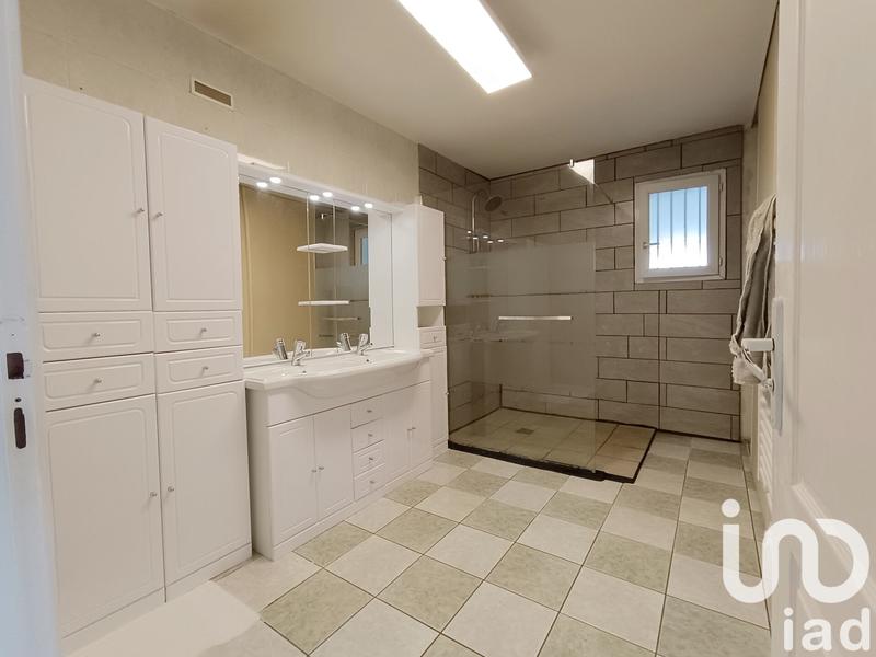 Maison - 176 m² - 7 pièces