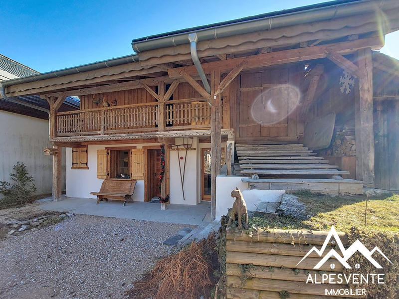 Châlet - 195 m² - 9 pièces