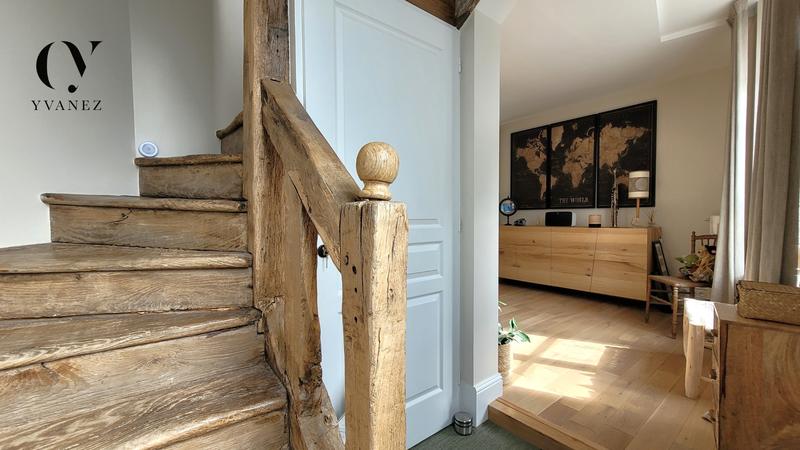 Maison - 180 m² - 7 pièces