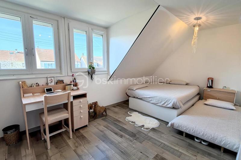 Propriété - 140 m² - 6 pièces