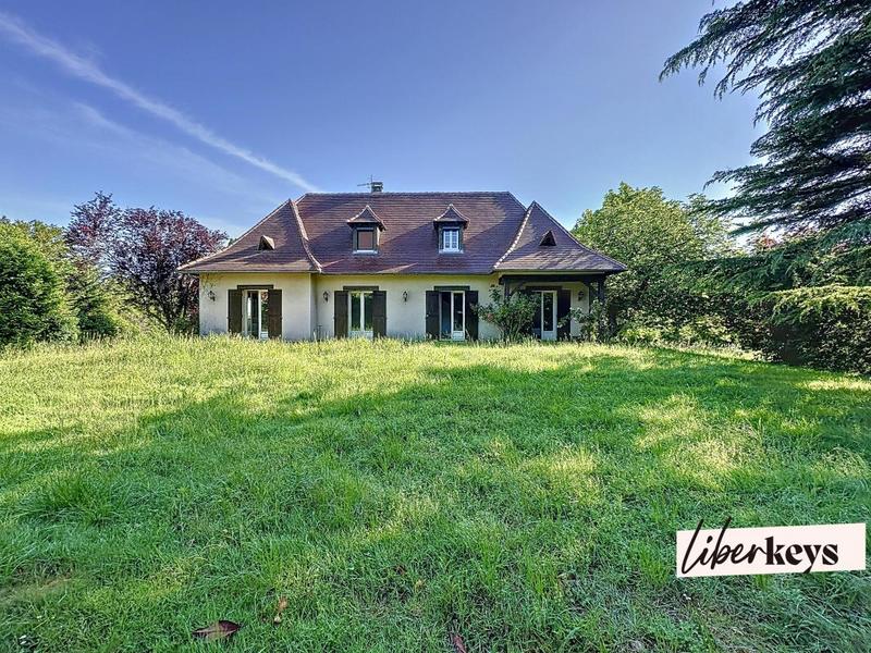 Maison - 160 m² - 7 pièces