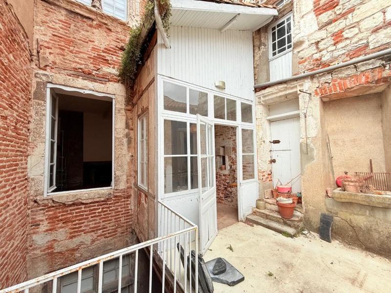 Appartement ancien - 86 m² - 2 pièces