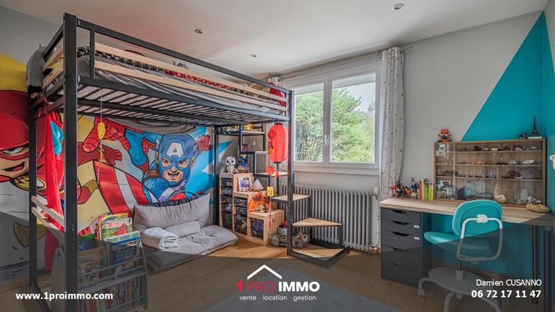 Maison - 185 m² - 6 pièces