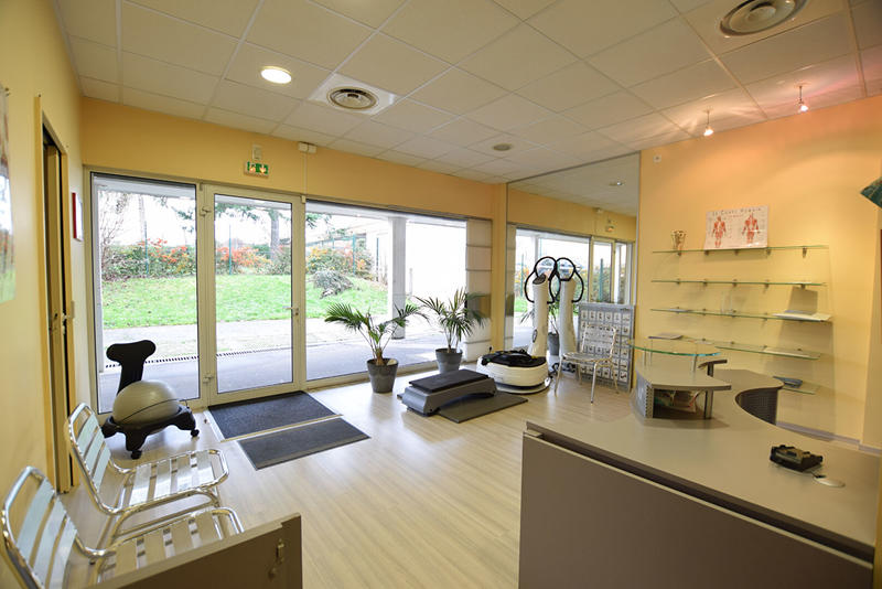 Local commercial - 98 m² - 9 pièces