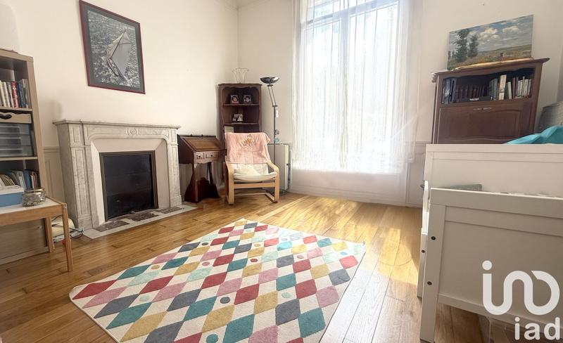 Appartement - 141 m² - 6 pièces