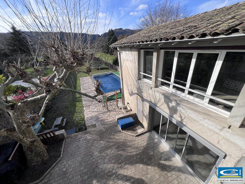 Maison - 144 m² - 4 pièces