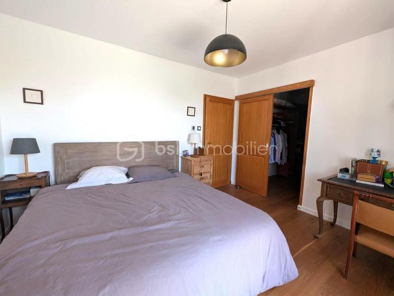 Villa - 189 m² - 6 pièces