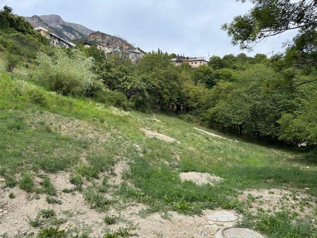 Terrain constructible - 3 478 m²