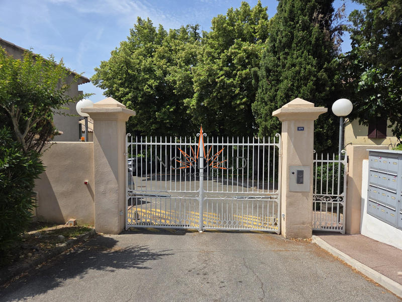 Villa - 90 m² - 4 pièces