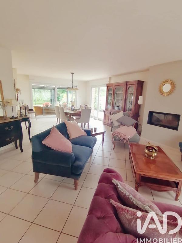 Maison - 150 m² - 8 pièces