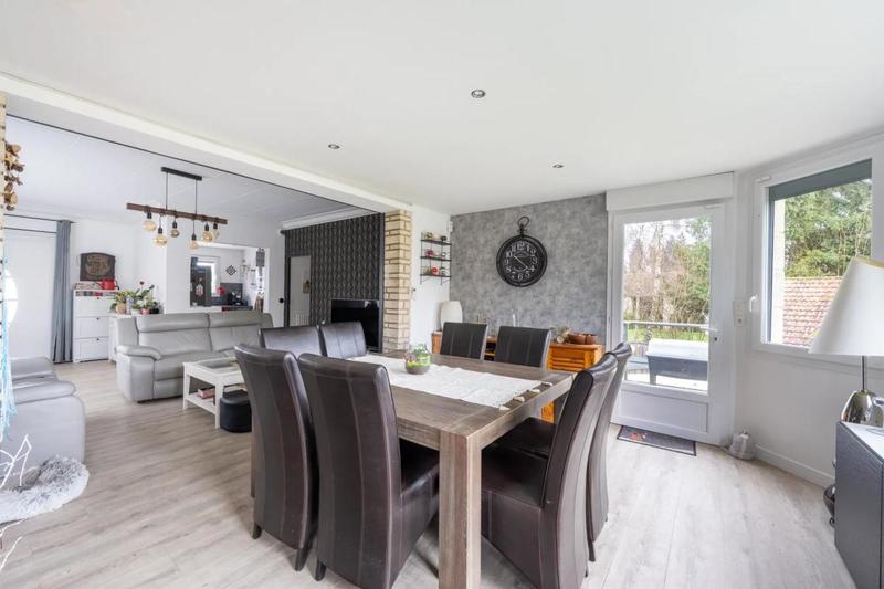 Maison - 192 m² - 8 pièces