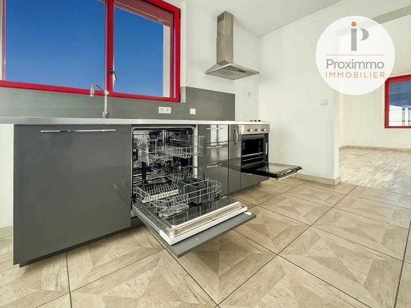 Appartement - 96 m² - 4 pièces