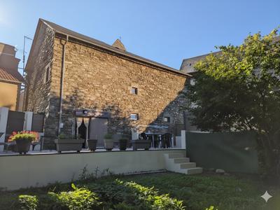 Maison - 169 m² - 3 pièces