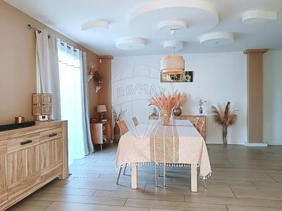 Maison - 175 m² - 6 pièces