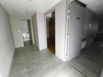 Appartement - 77 m² - 3 pièces