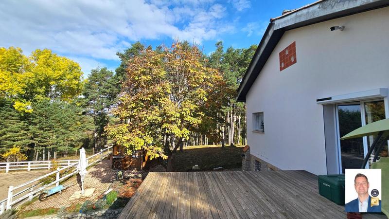 Propriété - 110 m² - 5 pièces