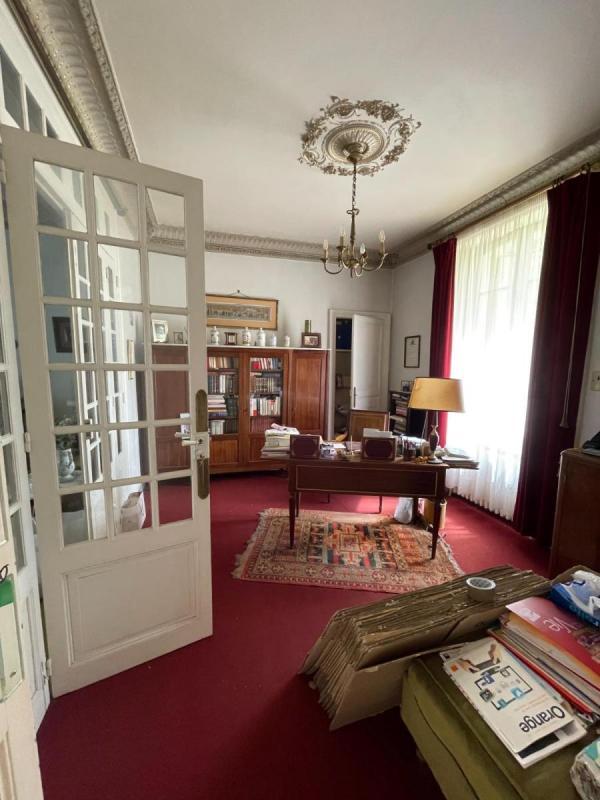 Propriété - 222 m² - 9 pièces