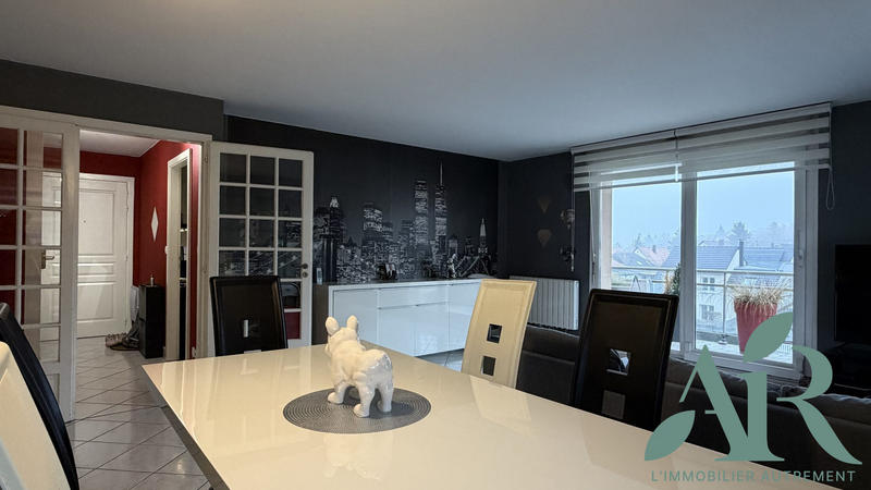 Appartement - 80 m² - 4 pièces