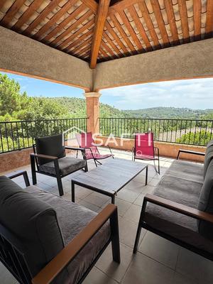 Villa - 207 m² - 5 pièces