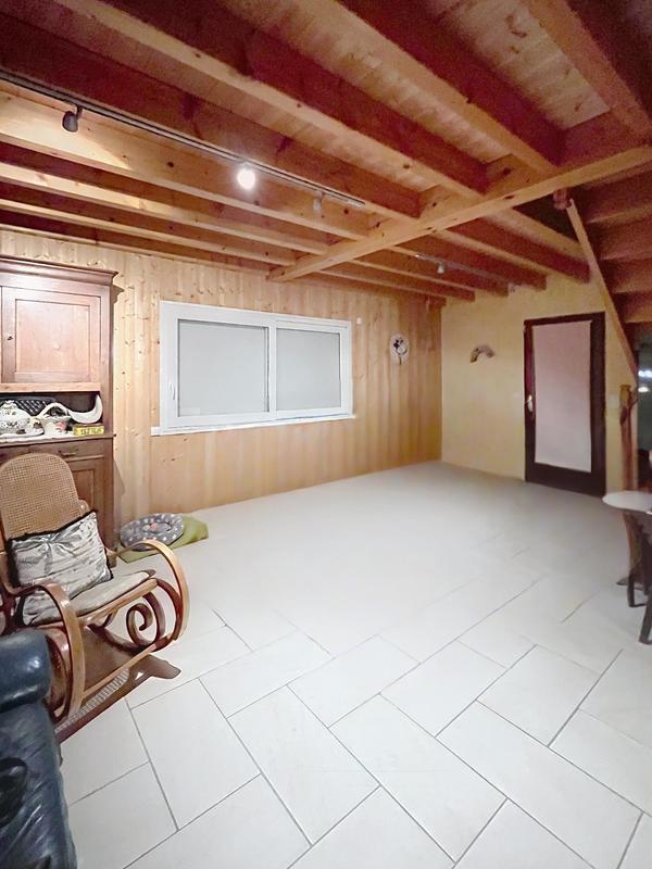 Maison - 97 m² - 5 pièces