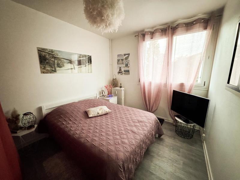 Appartement ancien - 69 m² - 3 pièces