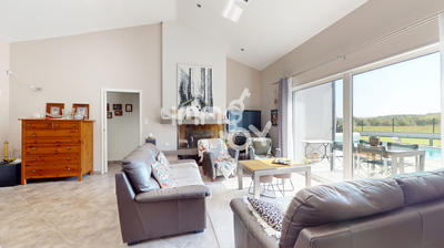 Maison - 134 m² - 4 pièces