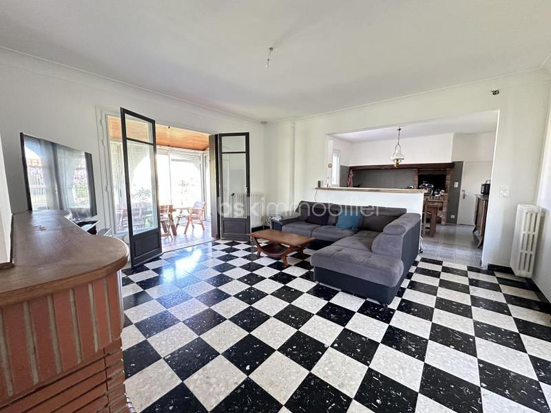 Maison - 170 m² - 5 pièces