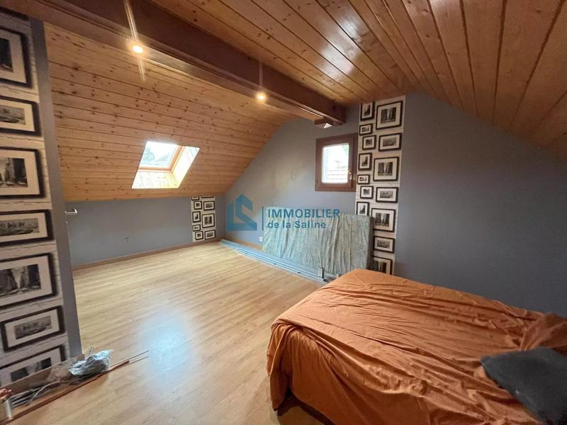 Maison - 121 m² - 5 pièces