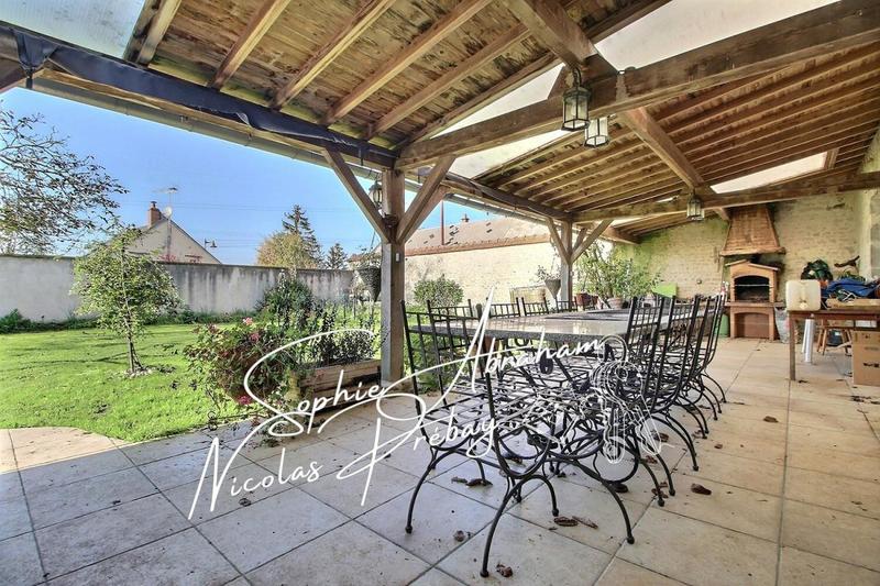 Maison - 176 m² - 7 pièces