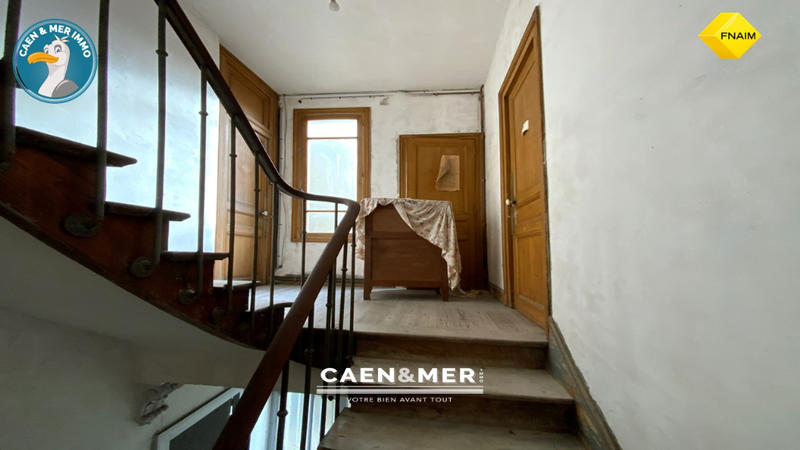 Maison - 500 m² - 18 pièces