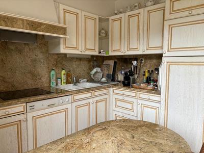 Maison - 213 m² - 5 pièces