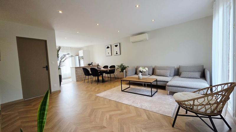 Maison - 83 m² - 5 pièces