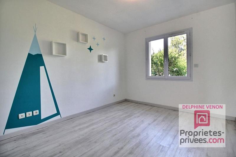 Maison - 210 m² - 6 pièces