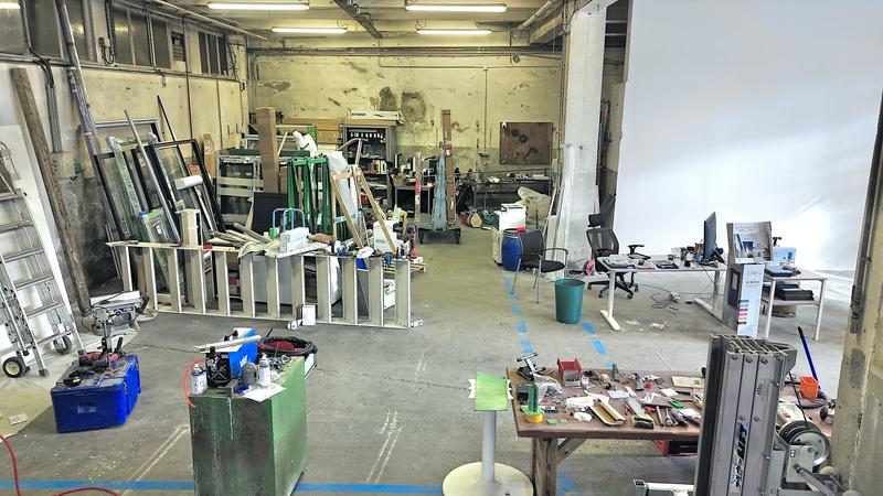 Local commercial - 300 m² - 1 pièce