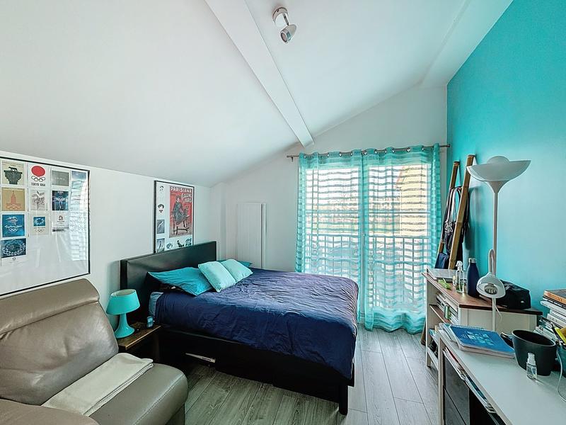 Duplex - 93 m² - 4 pièces