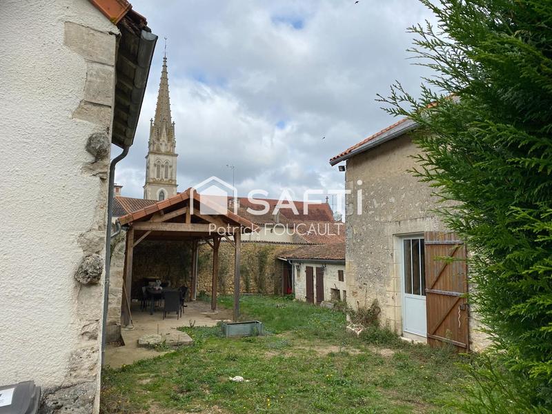 Maison - 216 m² - 8 pièces