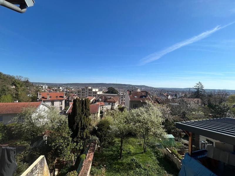 Studio - 30 m² - 1 pièce