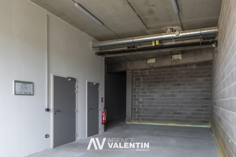 Local commercial - 215 m²