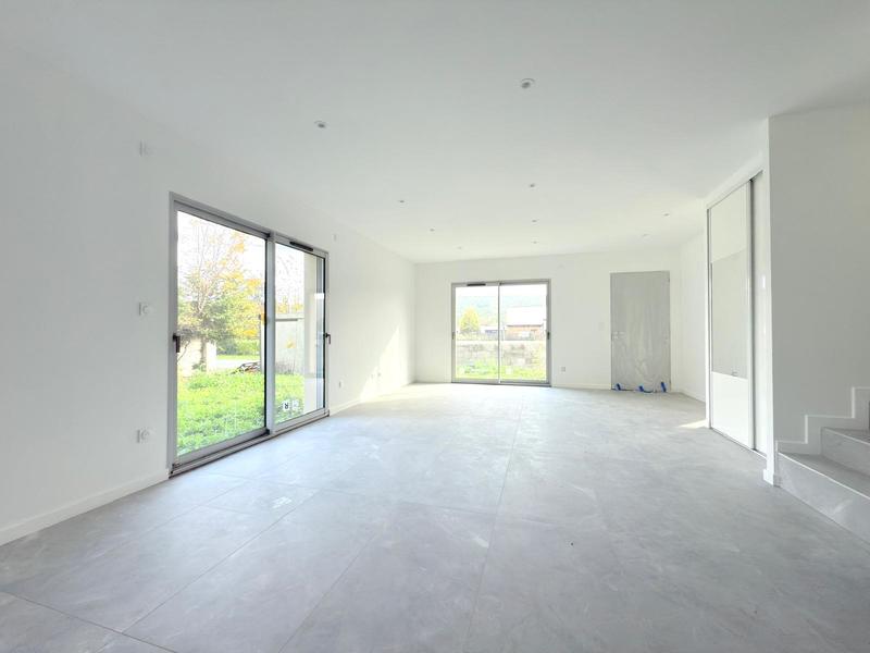 Maison contemporaine - 128 m² - 5 pièces